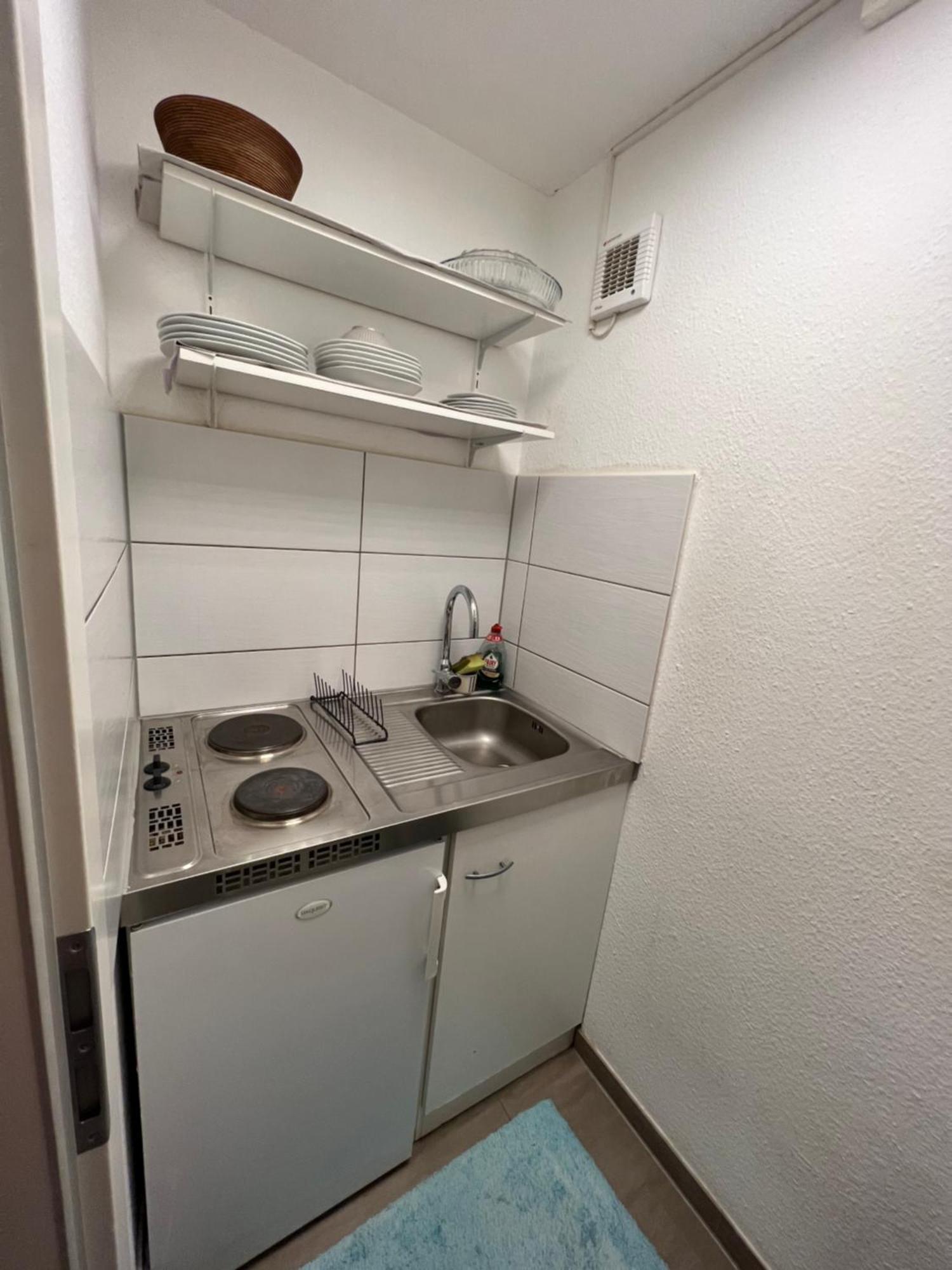 Apartment Mit Balkon Im Zentrum Von Wiesbaden Extérieur photo